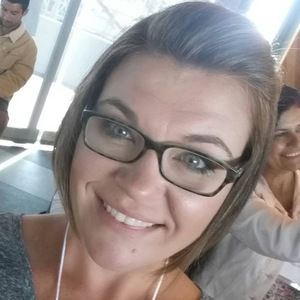 Meet your Posher, Cyrilla